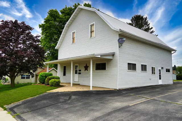 $225,000 | 313 North Main Street, Viroqua, WI 54665
