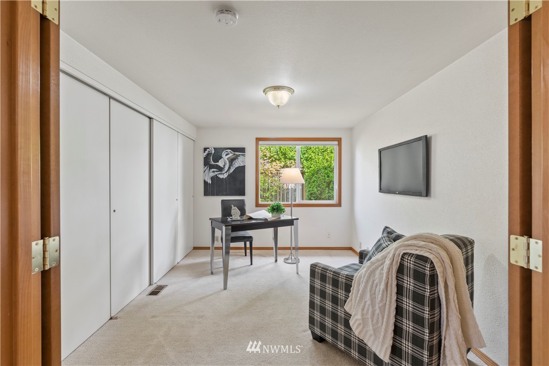 23812 7th Place West Bothell, WA 98021 - Photo 18 of 34