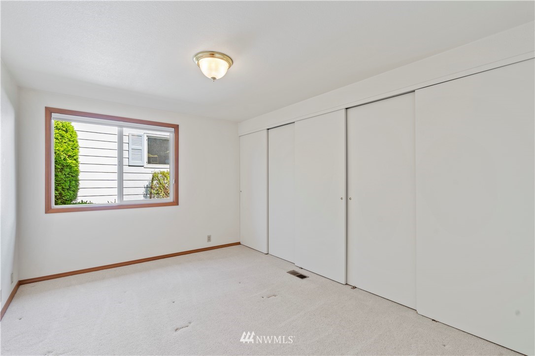 23812 7th Place West Bothell, WA 98021 - Photo 19 of 34