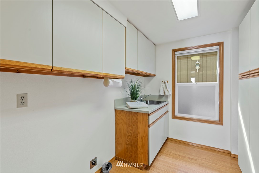 23812 7th Place West Bothell, WA 98021 - Photo 21 of 34