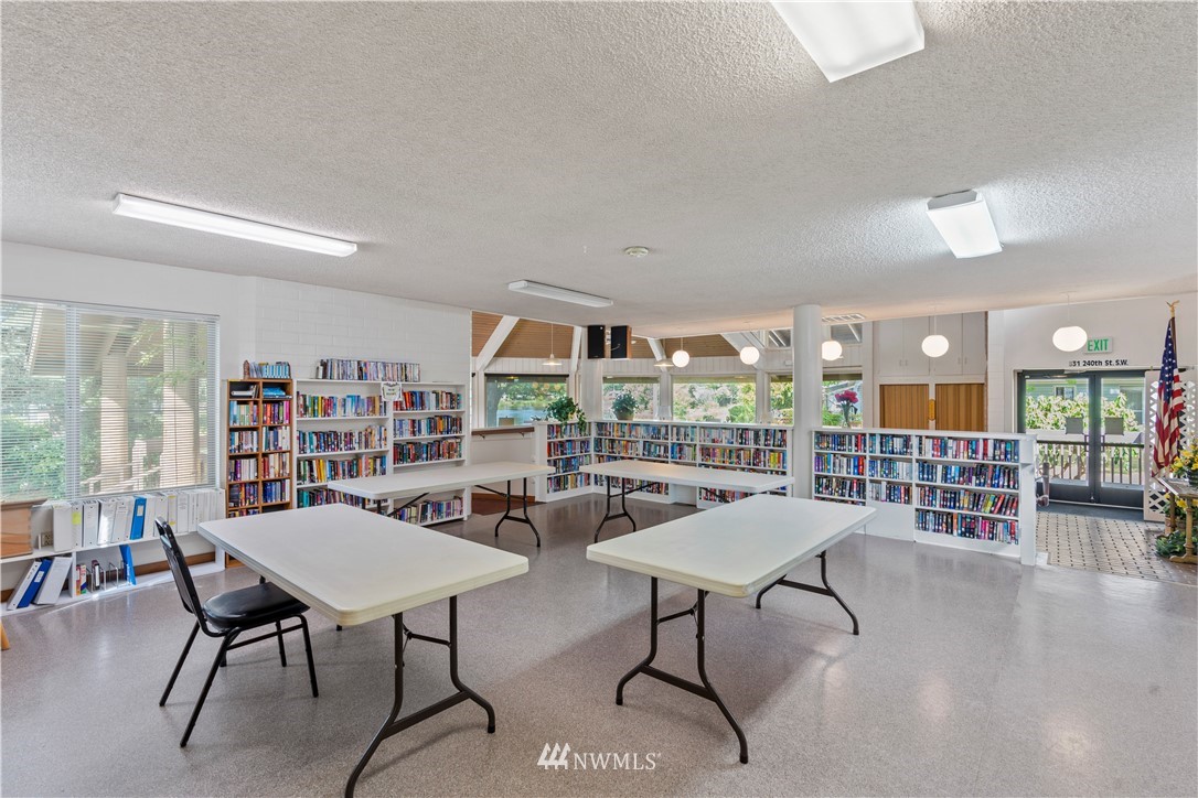 23812 7th Place West Bothell, WA 98021 - Photo 27 of 34