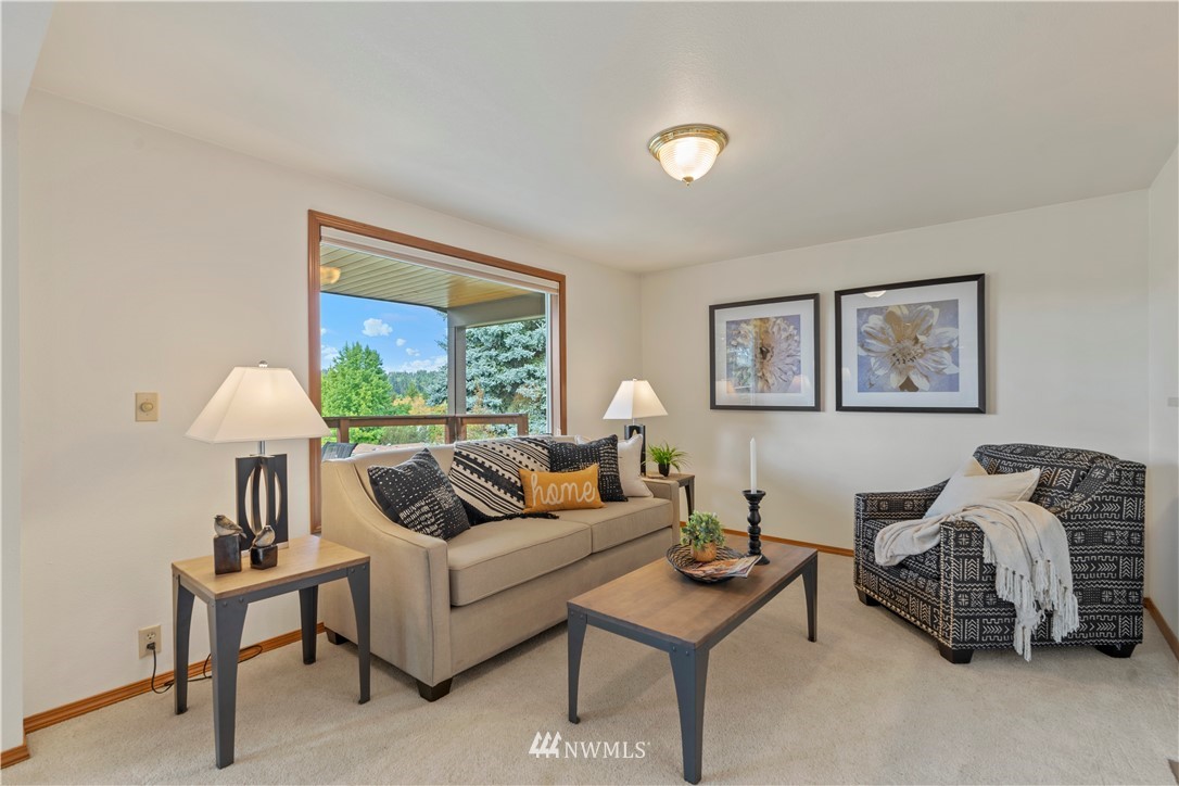 23812 7th Place West Bothell, WA 98021 - Photo 5 of 34