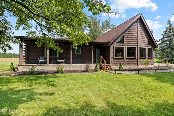 $410,000 | 9411 West State Rte 163, Oak Harbor, OH 43449