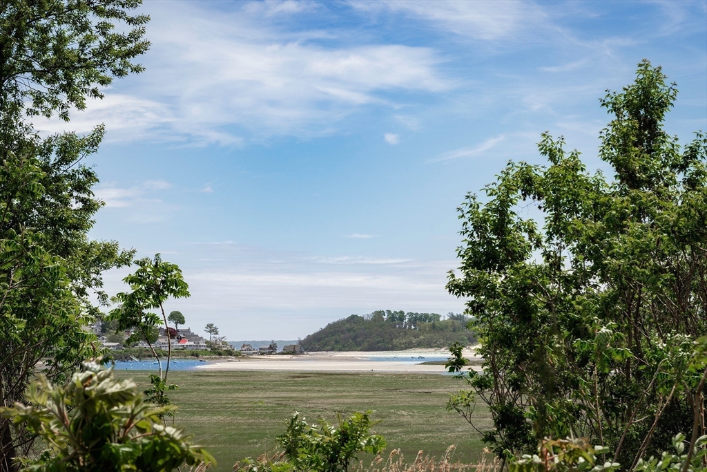 24 Island Park Road Ipswich, MA 01938 - Photo 3 of 25