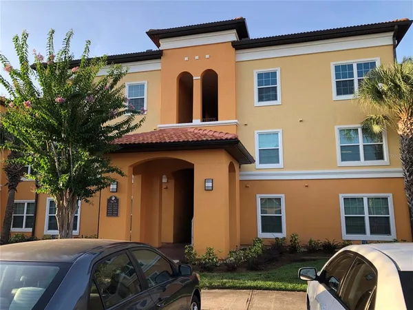 $1,500 | 5475 Vineland Road, Unit 8304, Orlando, FL 32811