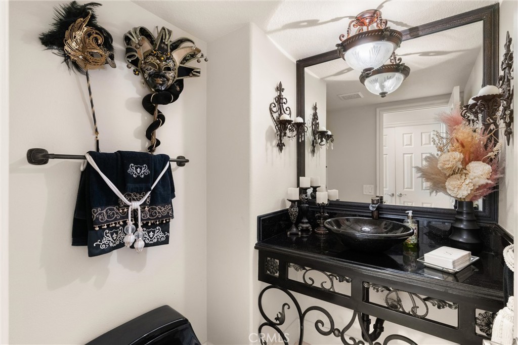 4 Riviera Coto de Caza, CA 92679 - Photo 42 of 75 Guest Bath