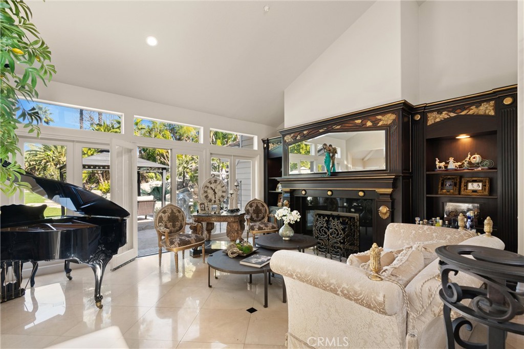 4 Riviera Coto de Caza, CA 92679 - Photo 10 of 75 Living Room