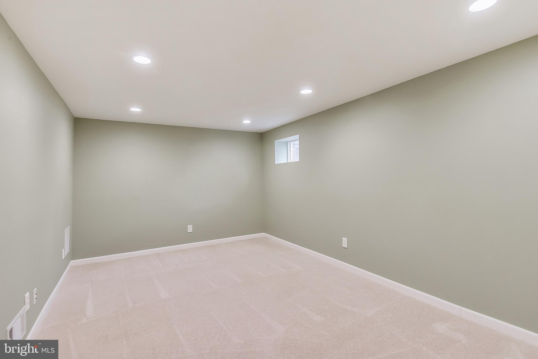 11865 Abercorn Court Reston, VA 20191 - Photo 27 of 32 Gallery Image 27