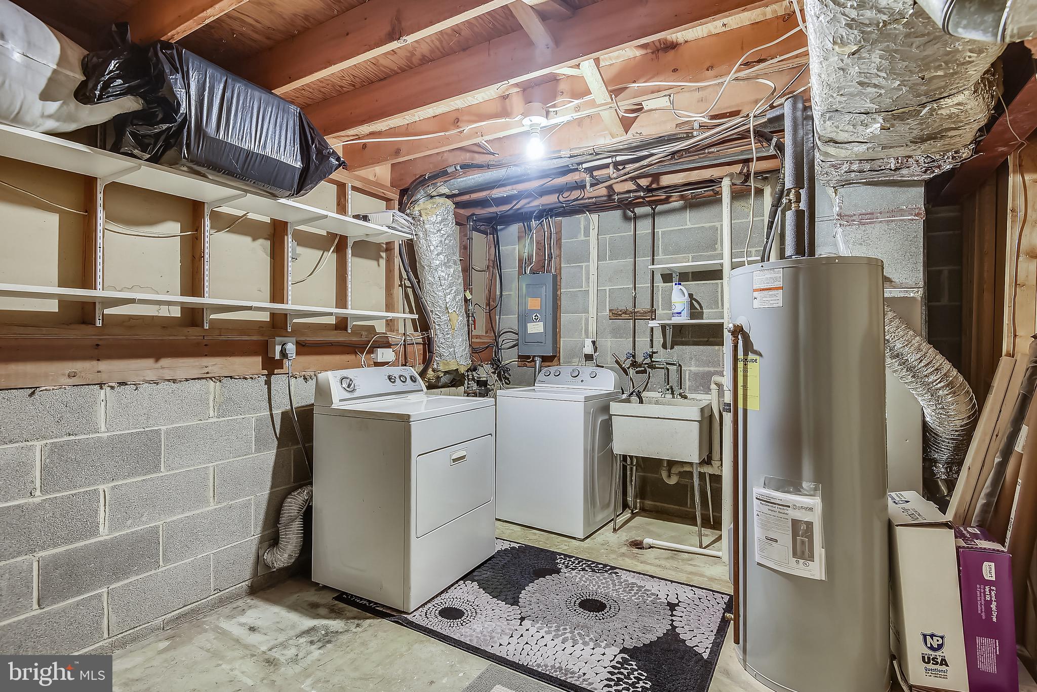 11865 Abercorn Court Reston, VA 20191 - Photo 28 of 32 Gallery Image 28