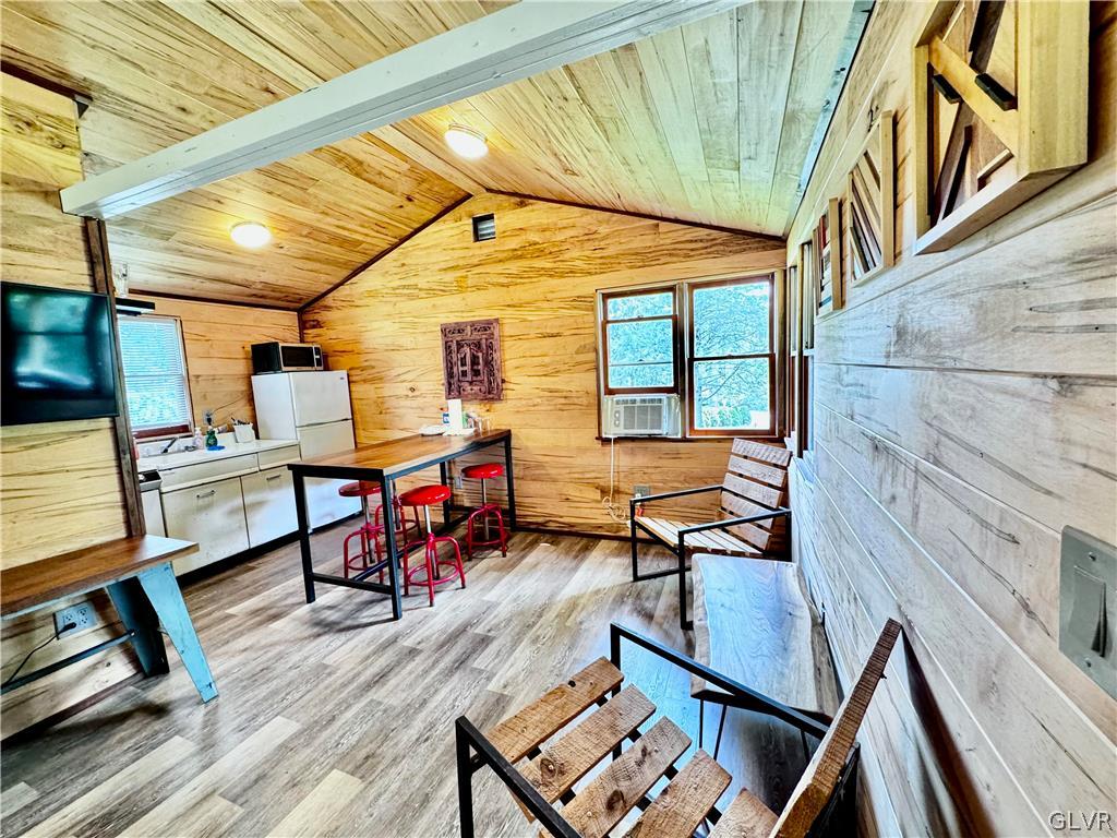 307 Windsor Road Kunkletown, PA 18058 - Photo 7 of 27 Gallery Image 7