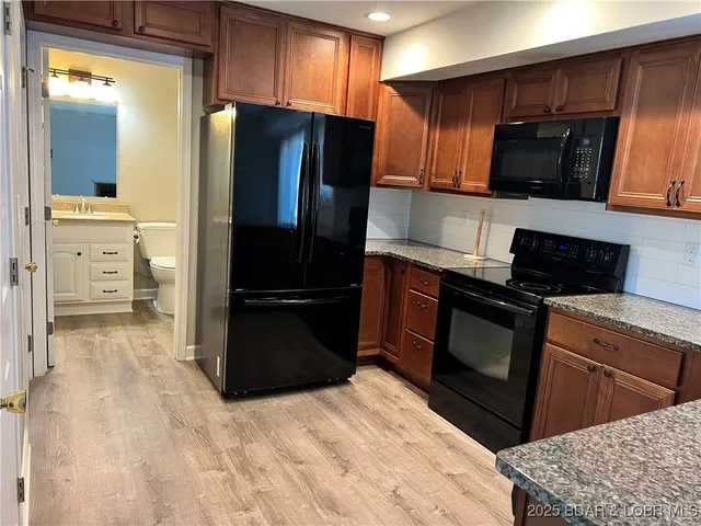 $240,000 | 1133 Glenwood Drive, Osage Beach, MO 65065