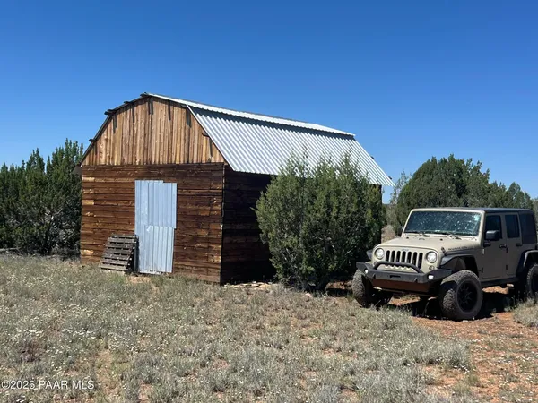 $55,000 | 15 Daytona Boulevard, Ash Fork, AZ 86320