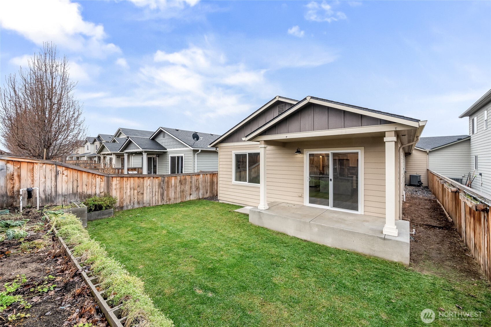 438 South Kansas Loop East Wenatchee, WA 98802 - Photo 4 of 27