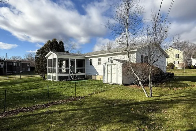 $319,900 | 8 Cessna Place, Rutland, VT 05701