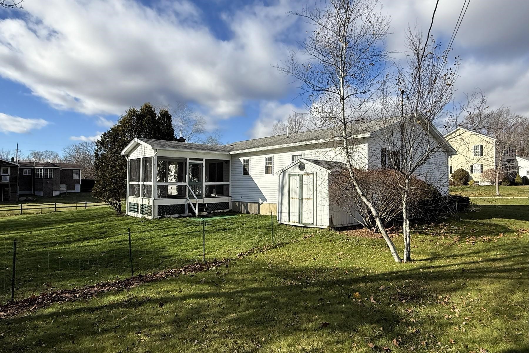 8 Cessna Place Rutland, VT 05701 - Photo 4 of 23