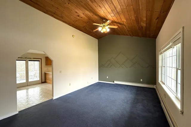 $319,900 | 8 Cessna Place, Rutland, VT 05701