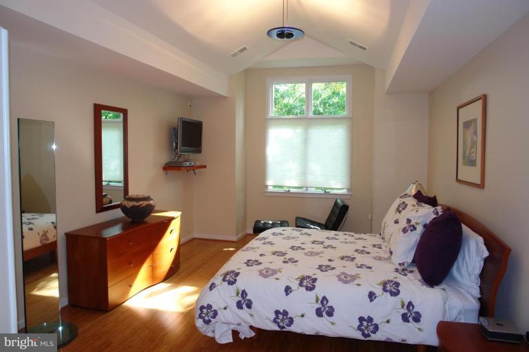12014 North Walnut Branch Road Reston, VA 20194 - Photo 8 of 13 Master Bedroom
