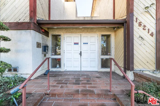 $495,000 | 15214 South Raymond Avenue, Unit 118, Gardena, CA 90247