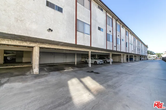 $495,000 | 15214 South Raymond Avenue, Unit 118, Gardena, CA 90247