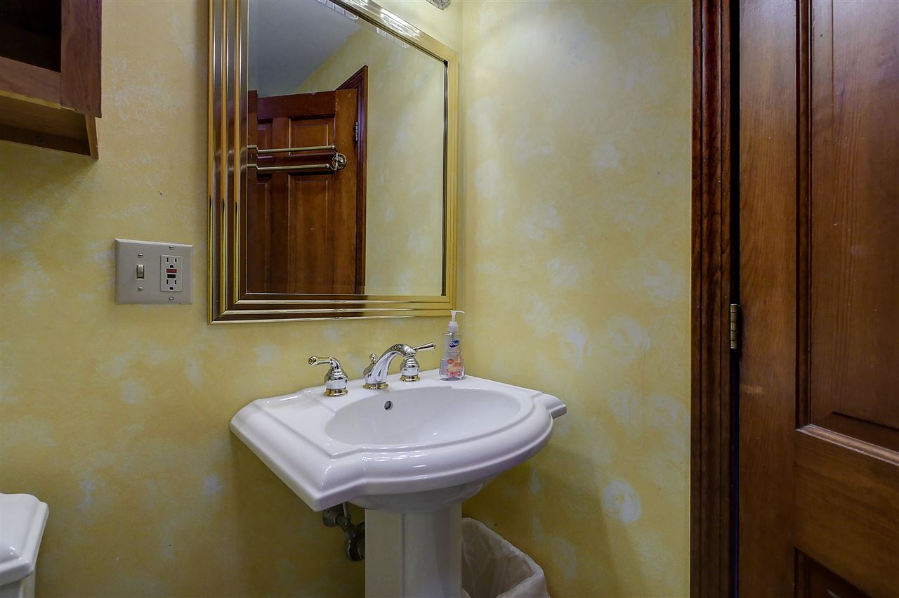 120 Lille Road Nashua, NH 03062 - Photo 21 of 40