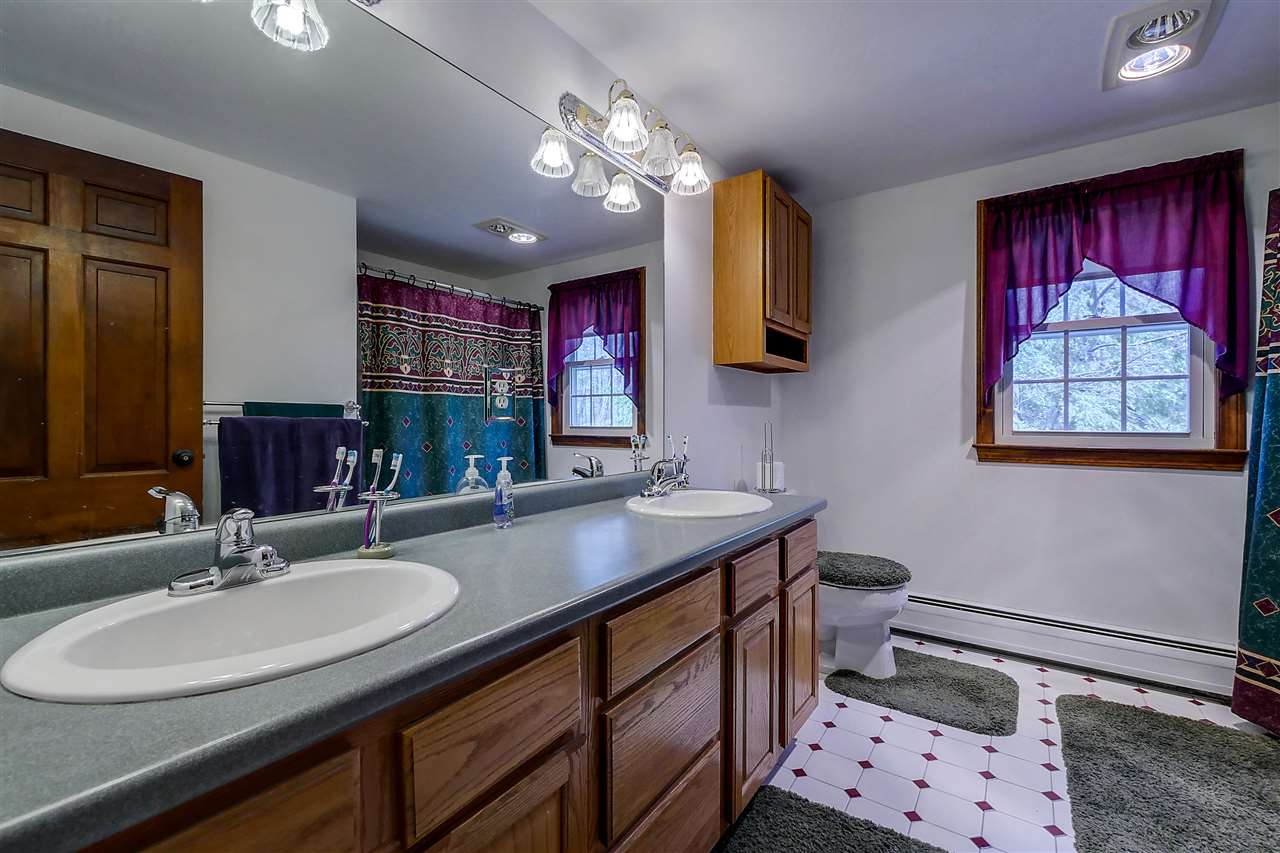 120 Lille Road Nashua, NH 03062 - Photo 27 of 40