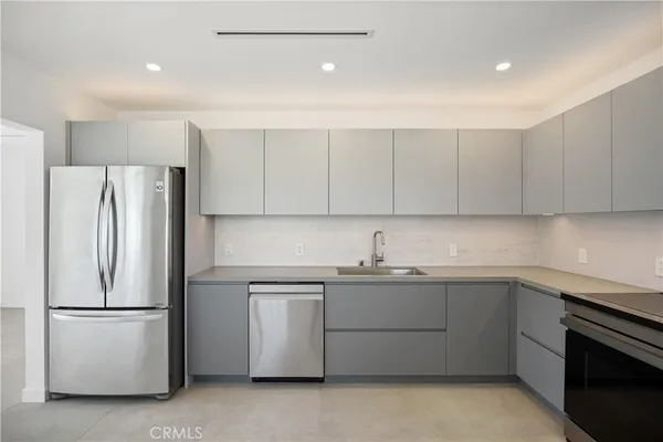 $4,800 | 5539 Graywood Avenue, Lakewood, CA 90712