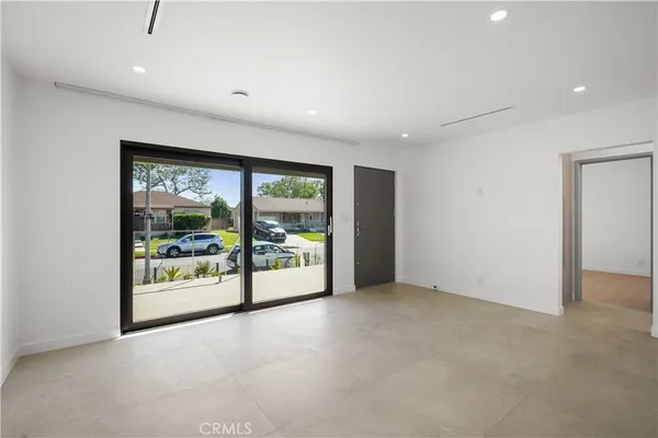 $4,800 | 5539 Graywood Avenue, Lakewood, CA 90712