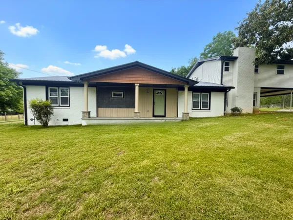 $499,000 | 405 Fairfield Road, Bethpage, TN 37022