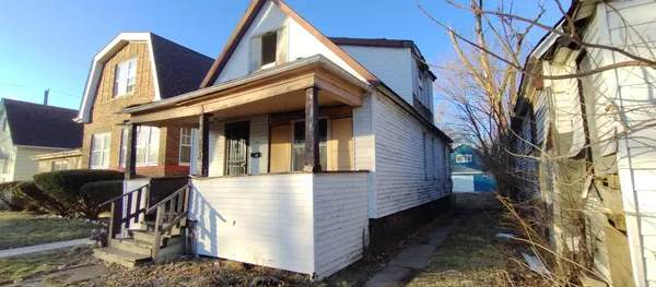 a view of a house with many windows