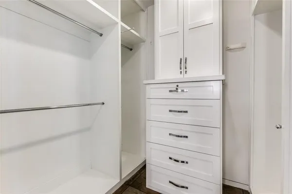 $4,500 | 2430 Victory Park Lane, Unit 2206, Dallas, TX 75219