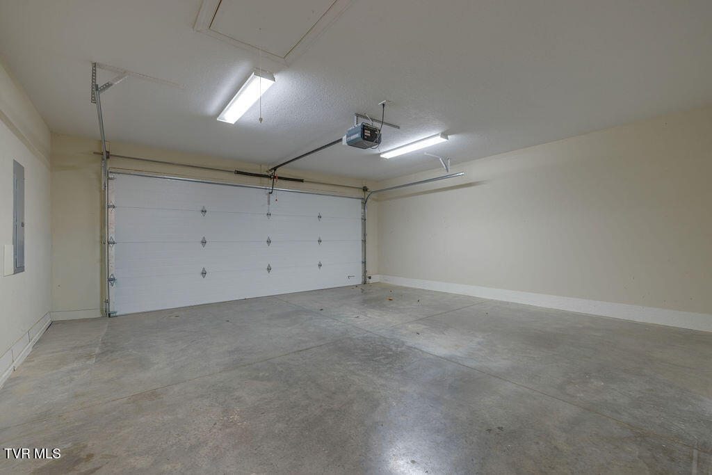 1682 Hatterdale Farm Road Blountville, TN 37617 - Photo 38 of 48 038