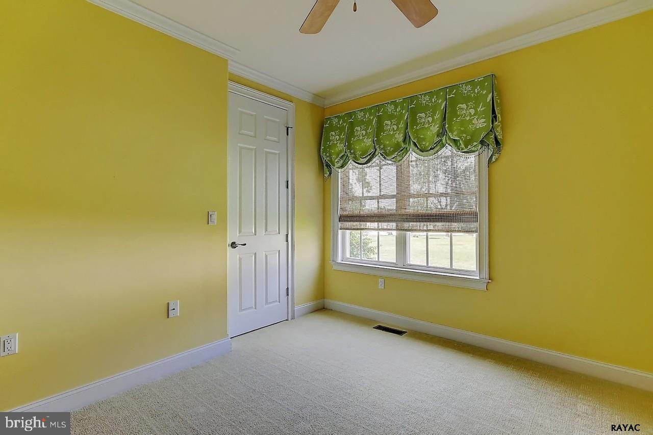 68 St Michaels Way Hanover, PA 17331 - Photo 18 of 28