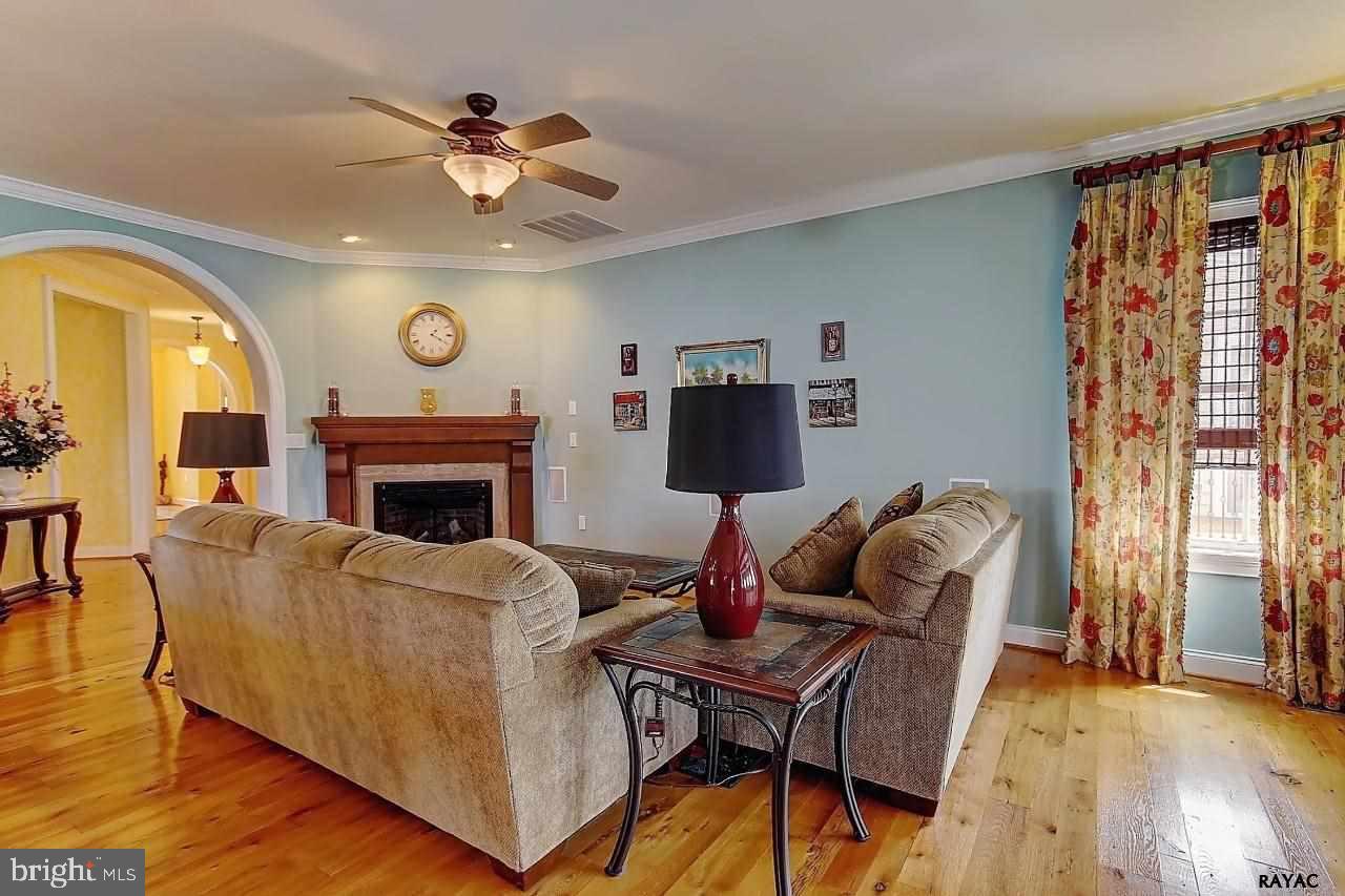 68 St Michaels Way Hanover, PA 17331 - Photo 4 of 28
