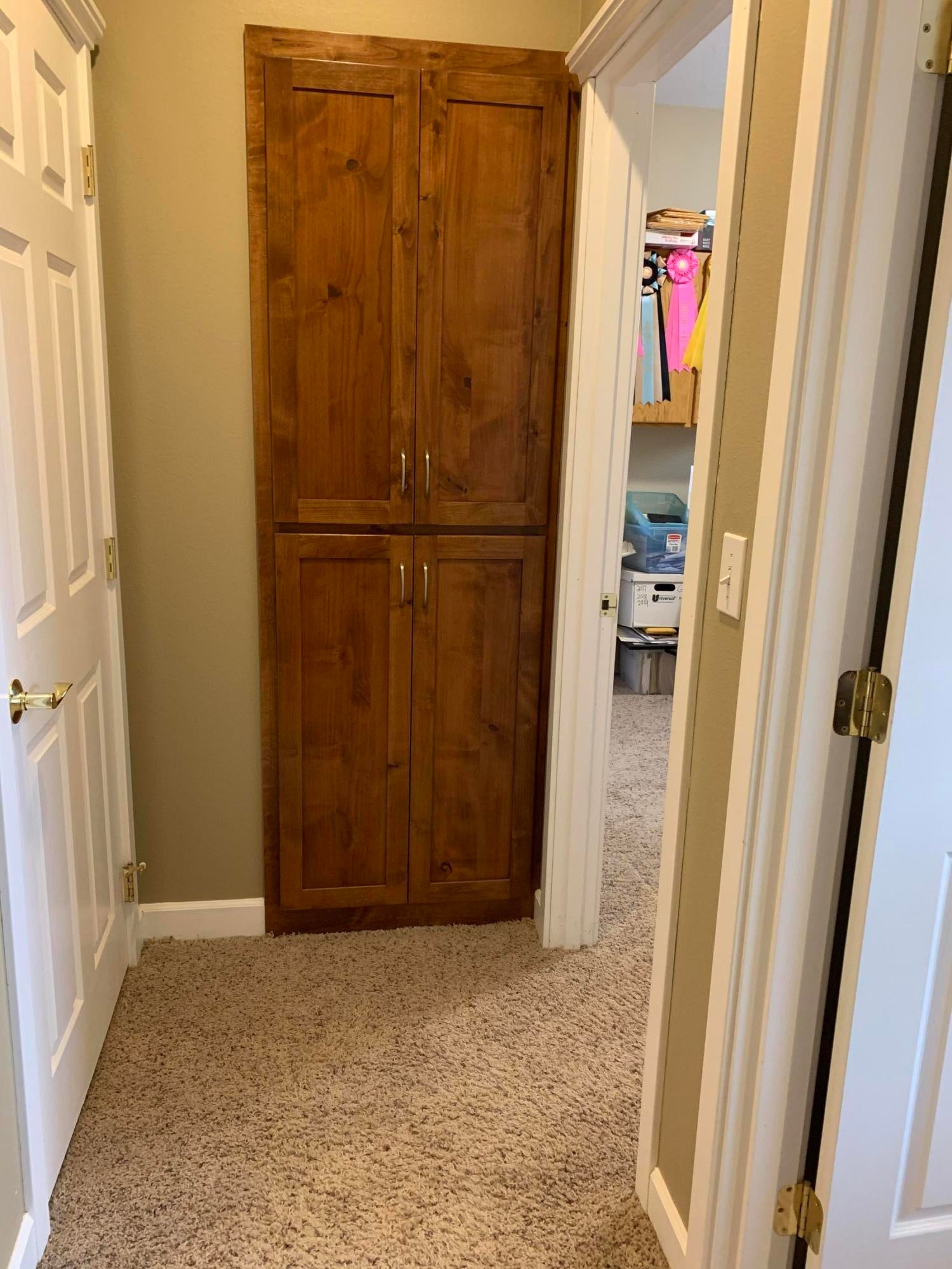 300 East Ridgeview Drive Culver, OR 97734 - Photo 22 of 38 Hall between rooms