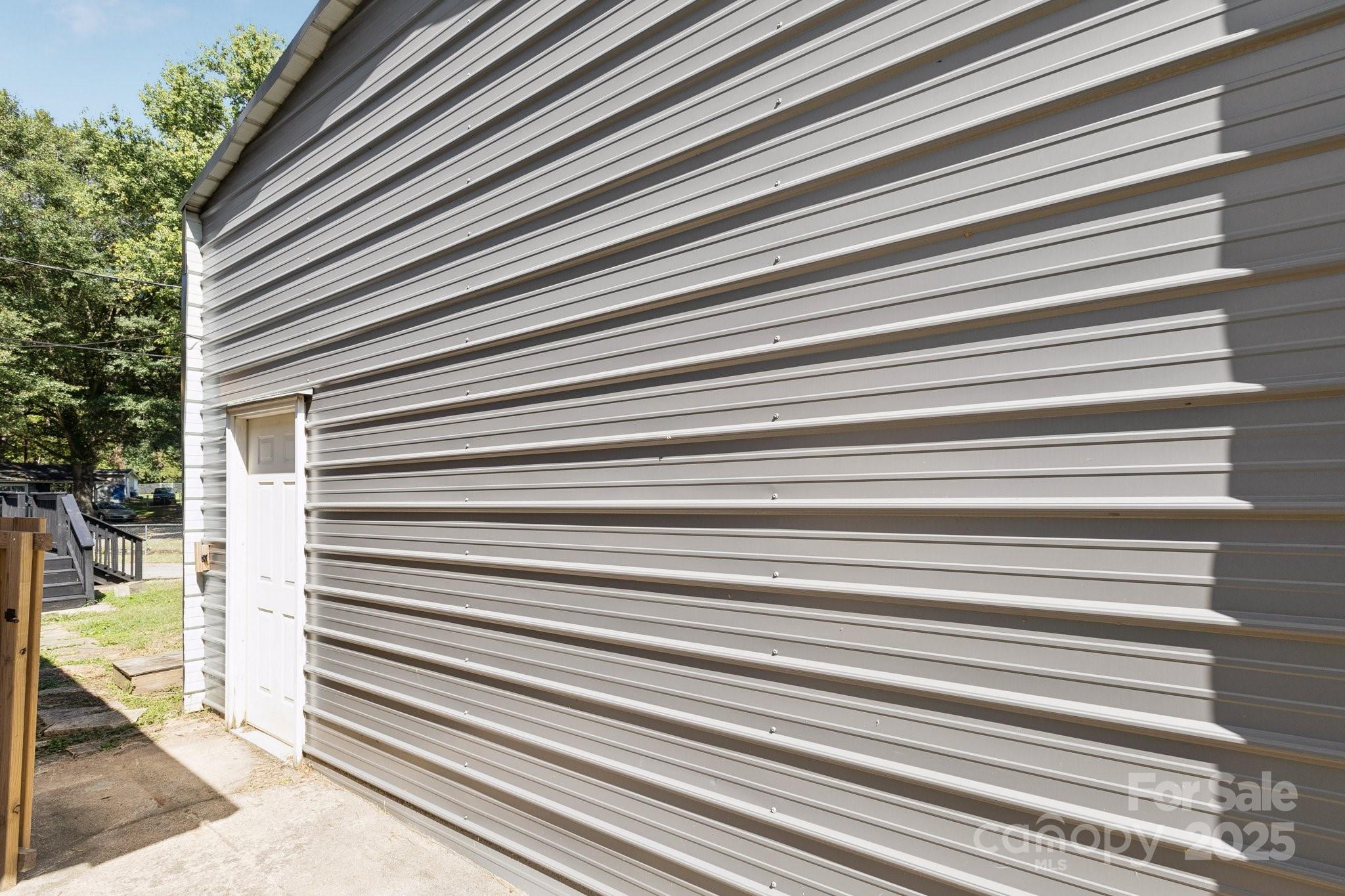 1024 Old Mountain View Road Mount Holly, NC 28120 - Photo 21 of 41 a view of a large building