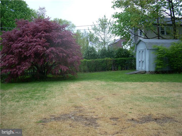 129 Chester Road Devon, PA 19333 - Photo 2 of 12 Exterior Back