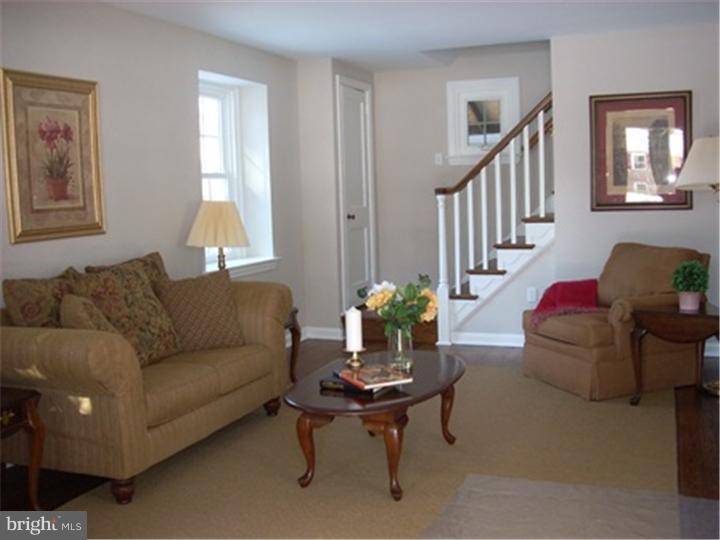 129 Chester Road Devon, PA 19333 - Photo 9 of 12 Living Room