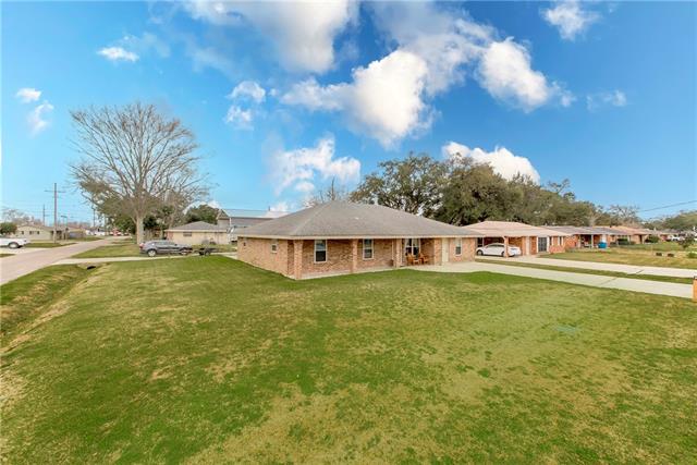 226 Davis Drive Luling, LA 70070 - Photo 2 of 20