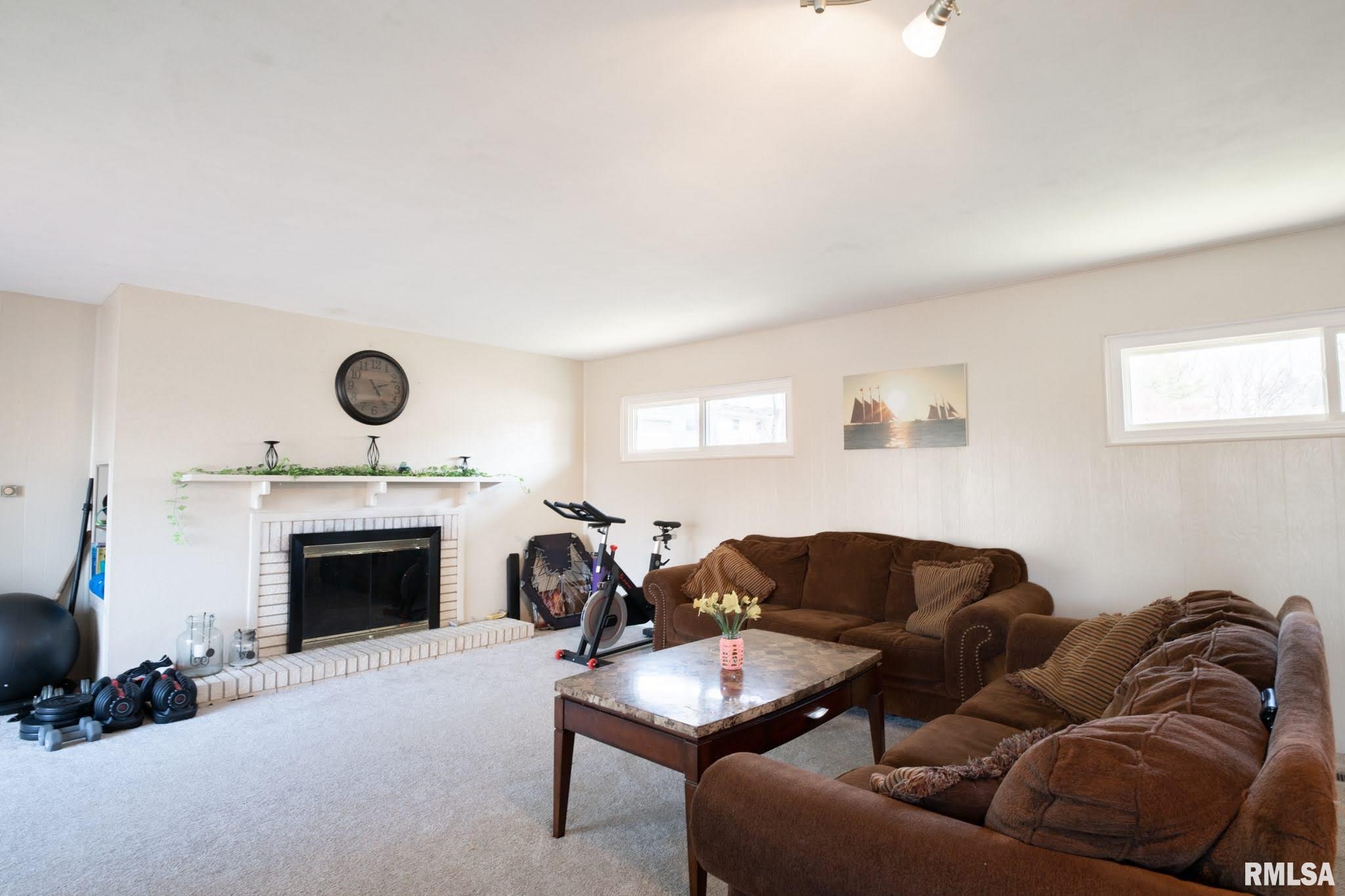 6126 North Hamilton Road Peoria, IL 61614 - Photo 31 of 49 Gallery Image 31