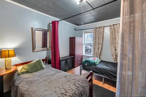 $1,089,000 | 31-13 12th Street | Astoria