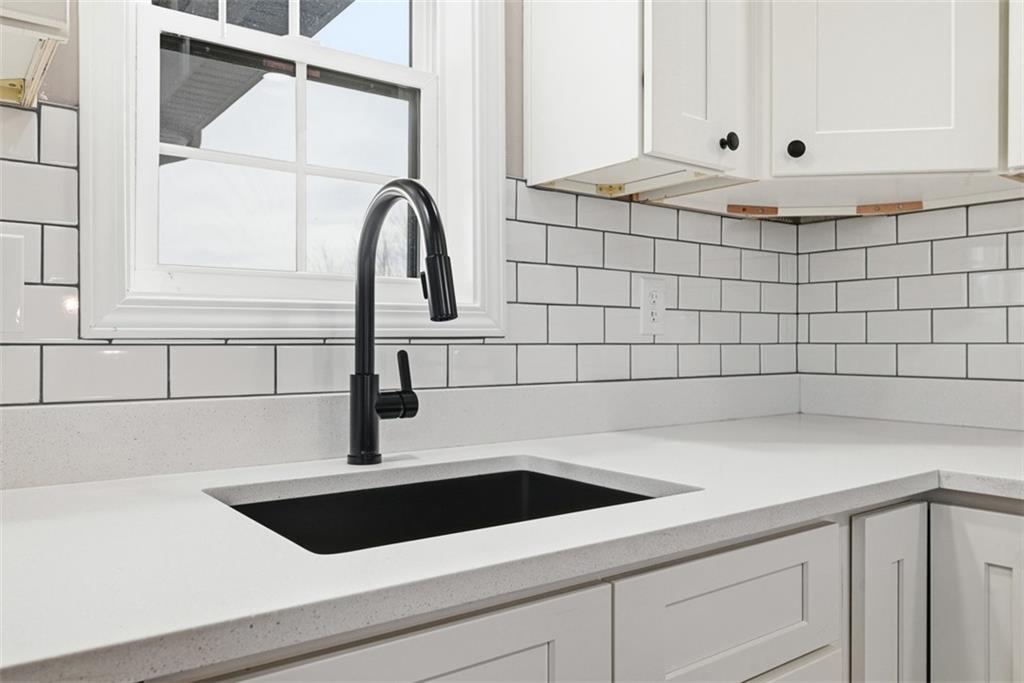 86 Washington Avenue Hickory, PA 15340 - Photo 18 of 50