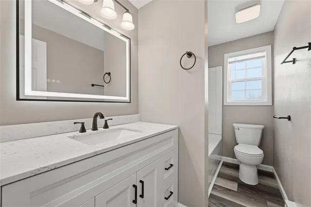 $379,000 | 86 Washington Avenue, Hickory, PA 15340