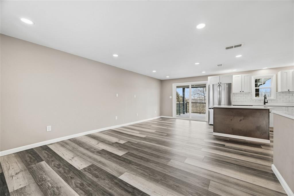 86 Washington Avenue Hickory, PA 15340 - Photo 8 of 50