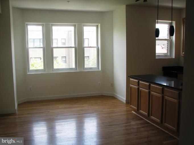 1440 Columbia Road Northwest, Unit 401 Washington, DC 20009 - Photo 8 of 12 Kitchen/Dining Room