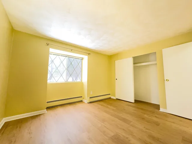 $2,000 | 13 Silvestri Circle, Unit 23, Derry, NH 03038