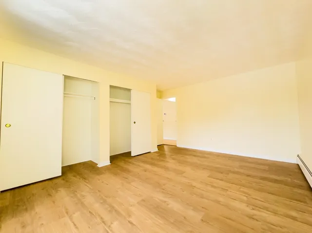 $2,000 | 13 Silvestri Circle, Unit 23, Derry, NH 03038