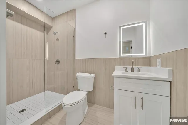 $1,488,000 | 412 Tappan Road, Northvale, NJ 07647