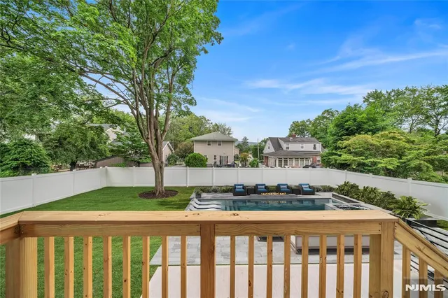$1,488,000 | 412 Tappan Road, Northvale, NJ 07647