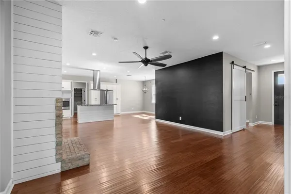 $1,200,000 | 14805 Highway 301, Parrish, FL 34219