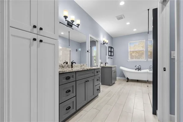 $1,200,000 | 14805 Highway 301, Parrish, FL 34219